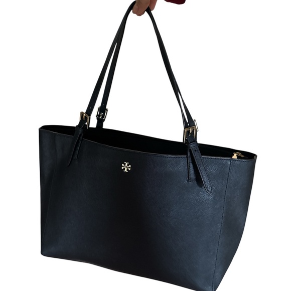 Tory Burch York Buckle Large Tote Black Saffiano Leather Like New - Picture 6 of 17
